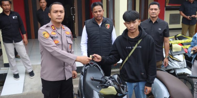 Komplotan Begal Sadis Berhasil Dibekuk, Polres Majalengka Kembalikan Motor Rampasannya