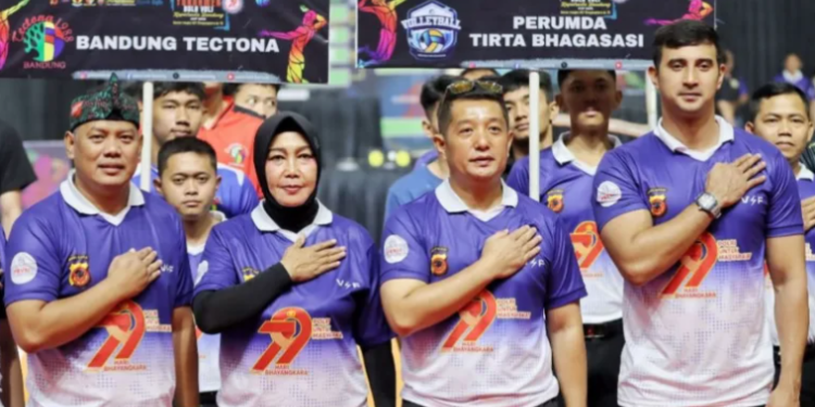 Polresta Bandung Gelar Turnamen Voli Kapolresta Bandung Cup 2025, Semarakkan HUT Bhayangkara ke-79