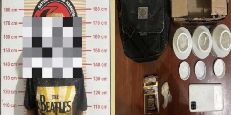 Polisi Gerebek Peredaran Pil Ilegal di Tasikmalaya, Satu Tersangka Ditangkap