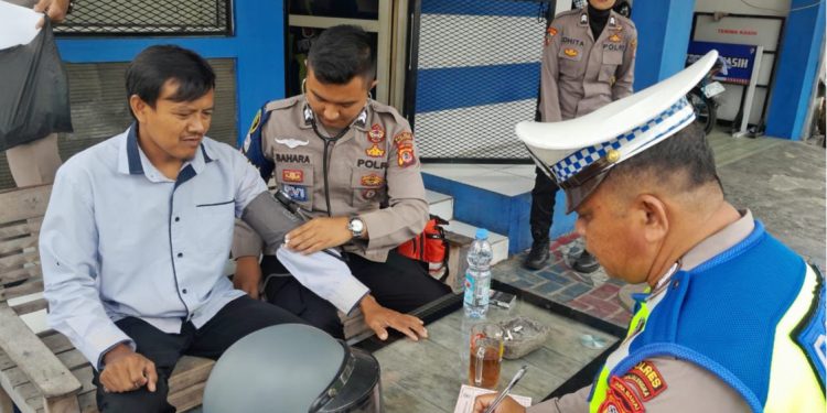 Operasi Patuh Lodaya Majalengka: Layanan Kesehatan Gratis untuk Personel dan Masyarakat