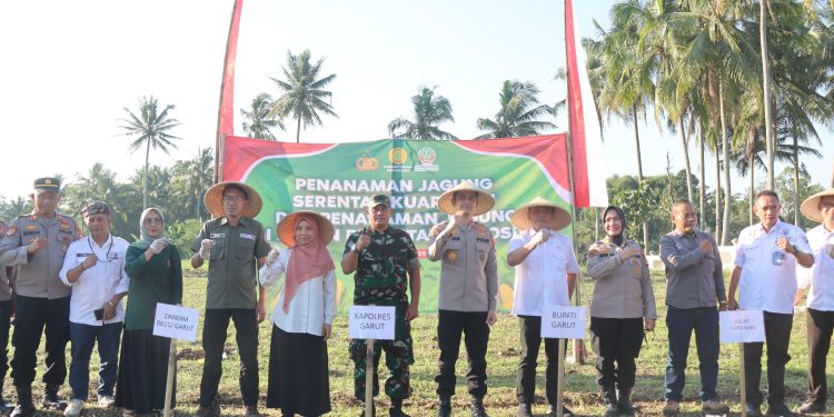Polres Garut Launching Penanaman Jagung Serentak, Sinergitas Lintas Sektor Wujudkan Ketahanan Pangan