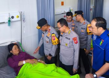 Kapolda Jabar Pastikan “Onyas Herti” Korban Pesta Rakyat Garut Dapat Perawatan Terbaik