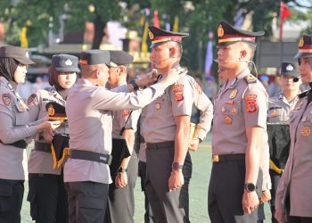 Polda Jabar Gelar Upacara  Kenaikan Pangkat Periode 1 Juli 2025, Kapolda Tekankan Dedikasi dan Pelayanan Humanis