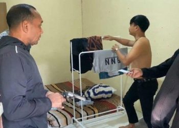 Dua Pemuda di Bogor Ditangkap, Pakai Kaos BNN dan Bawa “Senjata Api”