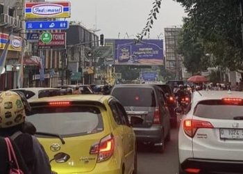 Sejumlah Ruas Jalan Terpantau Padat Merayap, Polres Sukabumi Kota Kerahkan Personel untuk Penguraian