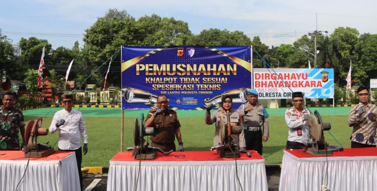 Polresta Cirebon Musnahkan 2.449 Knalpot Bising, Tindak Tegas Pelanggaran Lalu Lintas