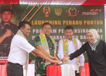 Kapolres Garut Dampingi KASAD dalam Upaya Pembersihan Situ Bagendit, Bukti Komitmen Jaga Lingkungan dan Dukung Pariwisata