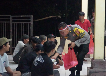 Polres Bogor Salurkan Bantuan dan Pelayanan Kesehatan untuk Korban Banjir Ranca Bungur