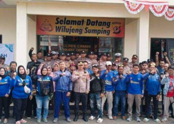 Polsek Cipatat Sosialisasi Kamtibmas dan Beri Bantuan Beras ke Paguyuban Ojek Pangkalan