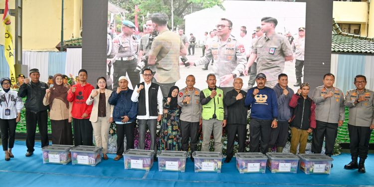 Polda Jabar Turut Sukseskan Gerakan Pangan Murah Nasional, Harga Stabil Masyarakat Senang