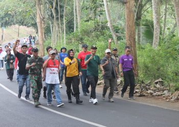Karnaval Meriah Semarakkan HUT ke-80 RI di Kecamatan Lakbok, Ciamis