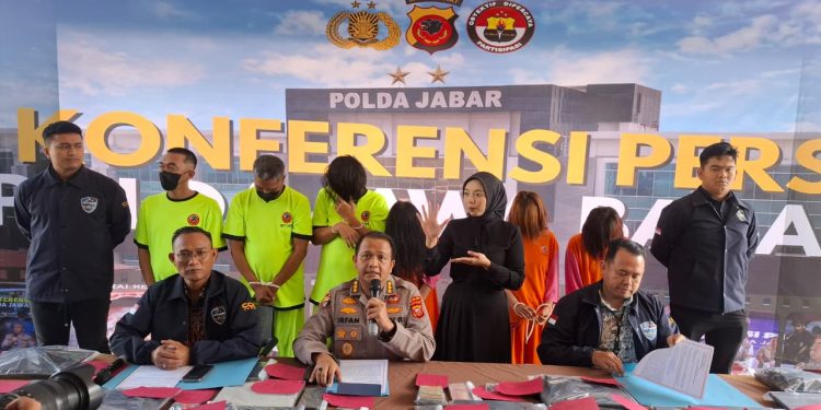 Polda Jabar Bongkar Sindikat SEO Situs Judi Online di Karawang, Raup Omzet Miliaran Rupiah