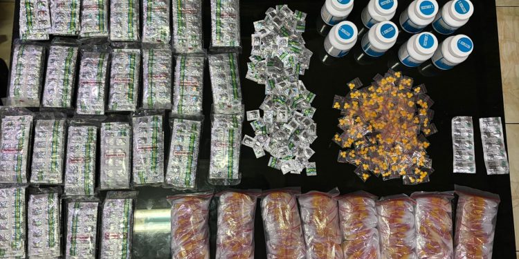Polisi Karawang Bongkar Gudang Obat Terlarang di Ciampel, Seorang Tersangka Ditangkap