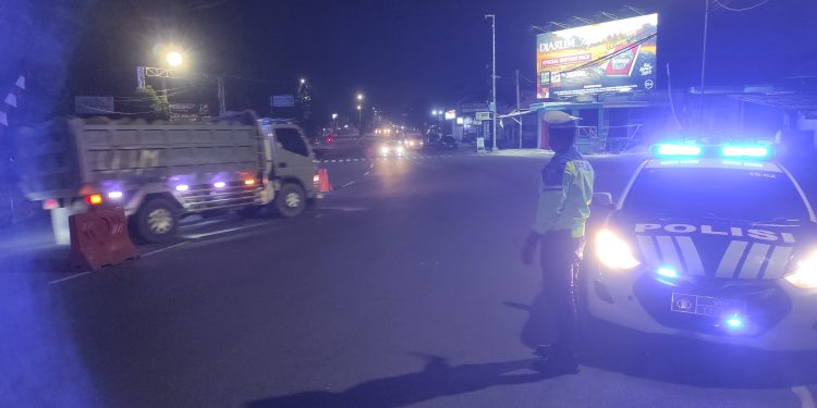 Polres Banjar Gelar Blue Light Patrol, Jaga Keamanan dan Ketertiban Lalu Lintas Malam Hari