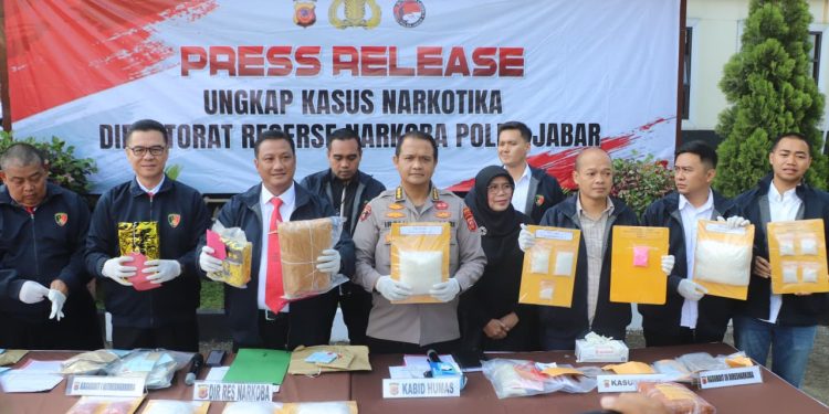 Polda Jabar Bongkar Jaringan Narkoba Lintas Daerah, Selamatkan Ribuan Jiwa dari Sabu dan Ekstasi