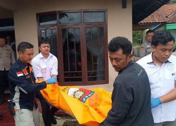 Polisi Lakukan Olah TKP Tewasnya Seorang Pria di Tasikmalaya