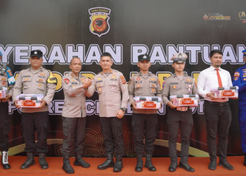 Kapolda Jabar Kunjungi Polres Cirebon Kota, Perkuat Sinergi dan Berikan Bantuan Operasional serta Kesejahteraan Anggota