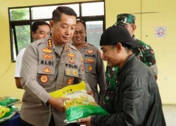Polresta Bandung Gelar Gerakan Pangan Murah, 10 Ton Beras Ludes dalam 3 Jam