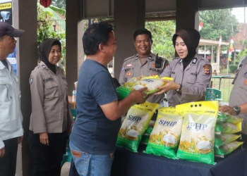 Polres Subang Gelar Gerakan Pangan Murah di Kalijati, Bantu Warga Hadapi Kenaikan Harga