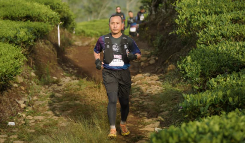Dari Pengawas Internal Jadi Pelari Ultra! Inilah Aksi Keren Kabid Propam Polda Jabar!