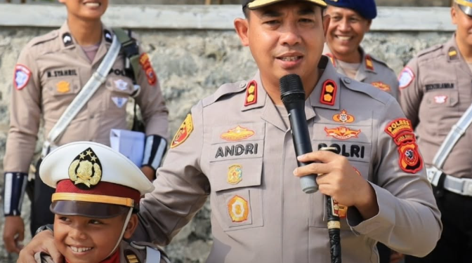 Kapolres Pangandaran Pimpin Apel Pagi Istimewa, Disuguhi Peragaan Memukau Polisi Cilik