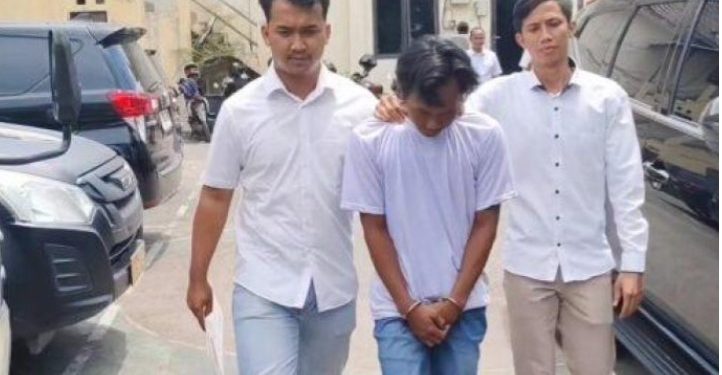 Viral Pria Tabrakkan Diri ke Mobil di Cirebon, Ternyata Cuma Akting, Polisi Tangkap Pelakunya