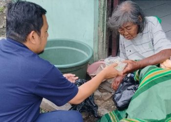 Respons Cepat Polres Tasikmalaya Kota, Mak Komoh Terima Bantuan Sembako
