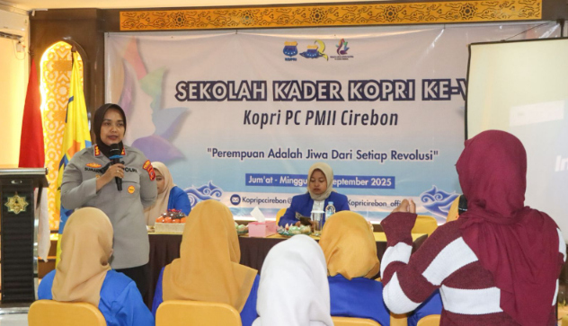 Kapolresta Cirebon Jadi Pemateri Leadership Perempuan di Sekolah Kader KOPRI PMII Cirebon