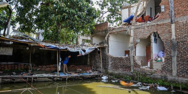 Polrestabes Bandung Tangani Kasus Ledakan Gas di Kiaracondong