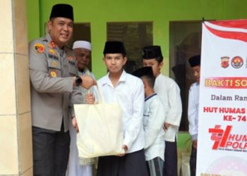 Rayakan HUT HUMAS POLRI ke-74, Polres Tasikmalaya Tebar Kebahagiaan Lewat ‘Jumat Berkah’ di Pondok Pesantren
