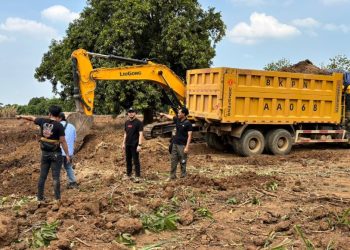 Polres Indramayu Ungkap Illegal Mining dan Sita Ekskavator di Lelea