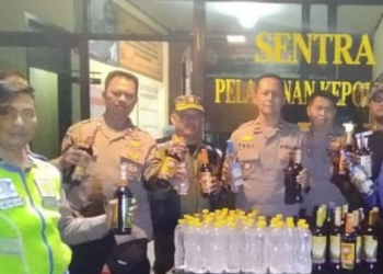 Tekan Penyakit Masyarakat, Polres Cianjur Gencarkan Patroli dan Sita Ratusan Botol Miras Berkedok Depot Jamu