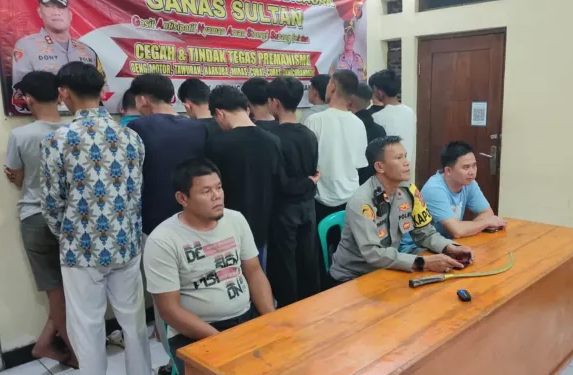 Gerak Cepat Polsek Jalancagak Gagalkan Tawuran Pelajar di Subang, 14 Siswa Diamankan Beserta Celurit