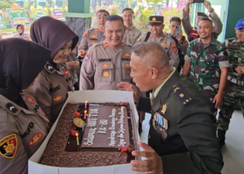 Polresta Bandung Beri Kejutan HUT ke-80 TNI di Kodim 0624, Sinergitas TNI-Polri Semakin Erat