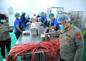 Masyarakat Apresiasi Program Makan Bergizi Gratis Polda Jabar, Dinilai Efektif Cegah Stunting dan Bantu Kelompok Rentan