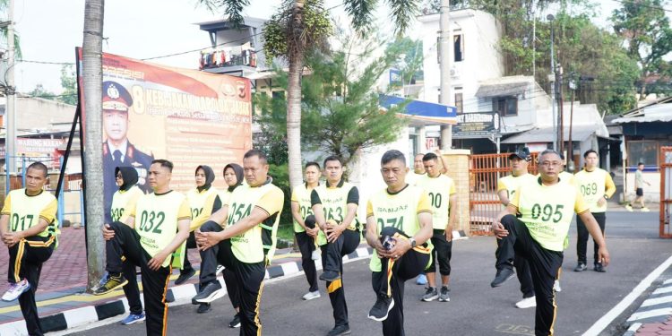 Polresta Bandung Gelar Uji Kesamaptaan Jasmani dan Beladiri Polri, Jaga Kebugaran Personel untuk Pelayanan Prima