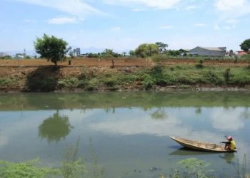 Mayat Wanita Tak Dikenal Ditemukan Mengambang di Sungai Citarum Cianjur, Polisi Selidiki Identitas dan Penyebab Kematian
