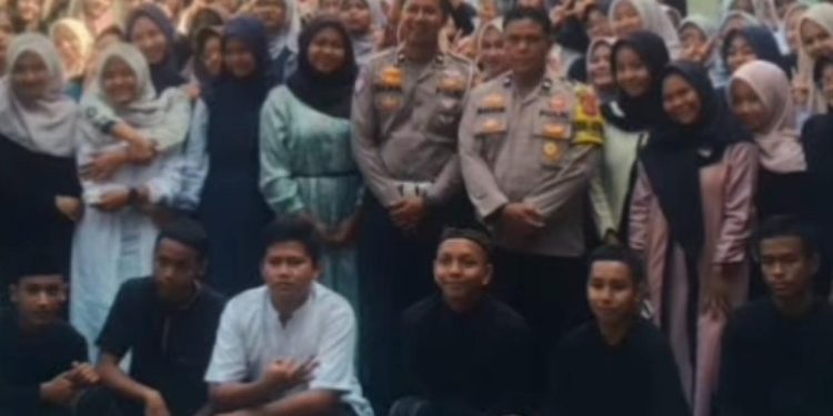 Cetak Generasi Disiplin, Satlantas Polresta Bogor Kota Gelar ‘Police Goes to School’ di SMPN 14
