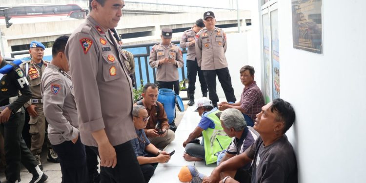 Polda Jabar Gelar Operasi Pemberantasan Premanisme di Cileunyi