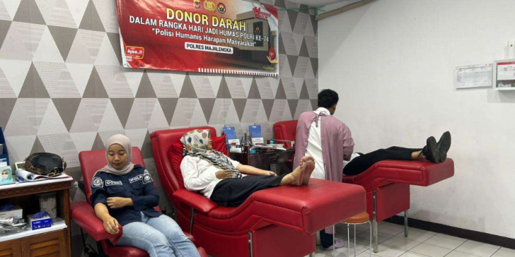 Polres Majalengka Gelar Donor Darah, Wujudkan Komitmen Kemanusiaan di HUT ke-74 Humas Polri