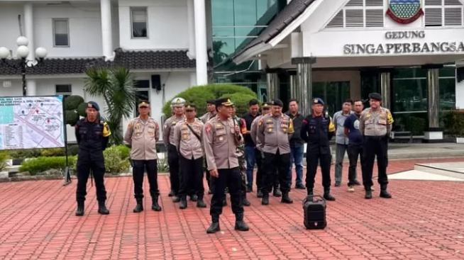 Polres Karawang Gelar Apel Kesiapan Pengamanan Unjuk Rasa KBPP Plus