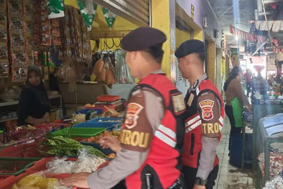 Jaga Stabilitas Harga, Polres Ciamis Intensifkan Pengawasan Bahan Pokok di Pasar Tradisional