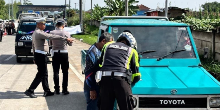 Satlantas Polresta Bandung Gelar Ramp Check di Exit Tol Soroja, Awali Operasi Zebra Lodaya 2025