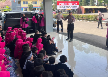 Polres Garut Terima Kunjungan TK Rabbani, Edukasi Anak Lewat Program Polisi Sahabat Anak