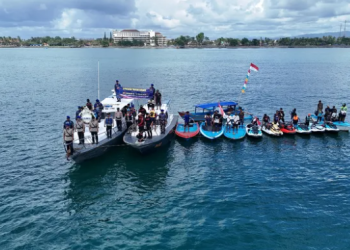 Polres Pangandaran Gelar Tabur Bunga di Teluk Pananjung, Peringati HUT Ke-75 Polairud