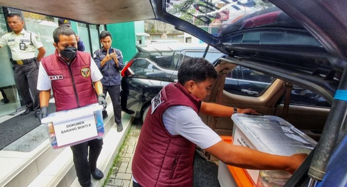 Polresta Bandung Usut Dugaan Korupsi di BPR Kerta Raharja, Geledah Kantor Pusat dan Cabang
