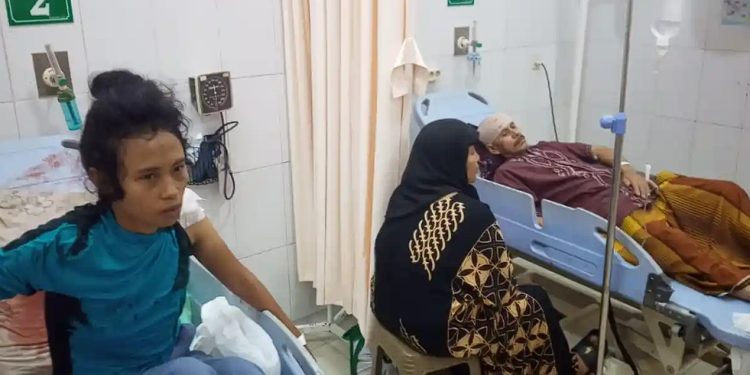 Serangan ODGJ Lukai 13 Warga, Polres Purwakarta Sigap Amankan Pelaku dan Tinjau Kondisi Korban di RS