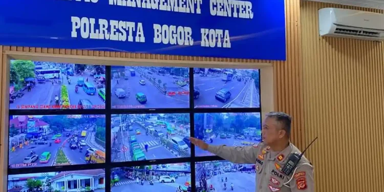 Perkuat Pengamanan Nataru, Polresta Bogor Kota Terjunkan 105 Personel Lantas dan Satuan Lintas Fungsi