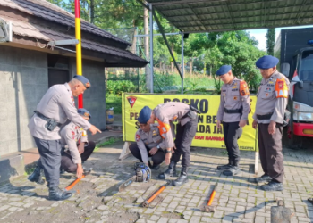 Antisipasi Bencana, Brimob Polda Jabar Siagakan Personel dan Peralatan SAR di Lembang
