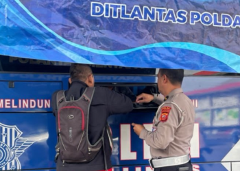 HUT Polantas ke-70, Ditlantas Polda Jabar Gelar Program Polantas Menyapa di SIM Keliling Antapani